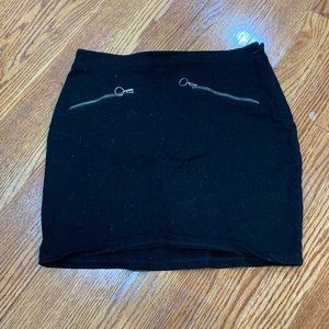 Black skirt with zipper detail (small)